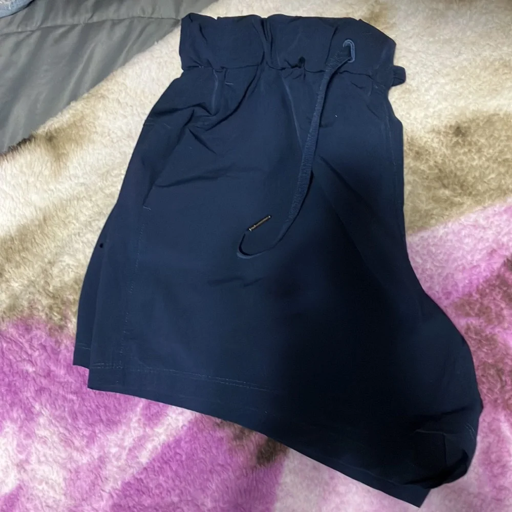 Short - Picture 5 of 6